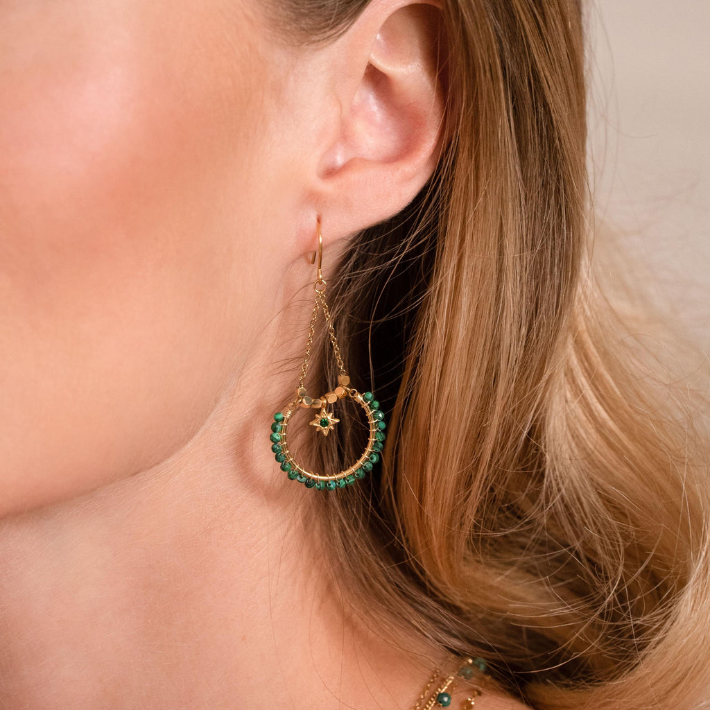 Boucles d'oreilles à crochet avec perles en pierres naturelles, pampille, étoile et strass