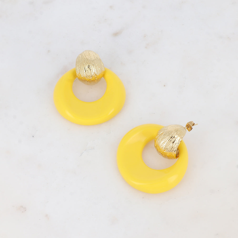 Boucles puces Aélie - créole bombée texturée et acétate coloré JAUNE