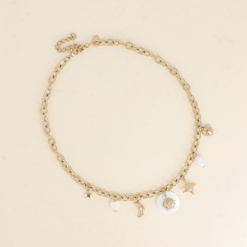 Collier - breloques (nacre, étoile, coeur, lune, soleil, perles d'eau douce)