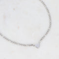 Collier ras de cou avec cœur acier argenté