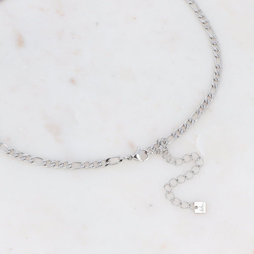 Collier ras de cou avec cœur acier argenté