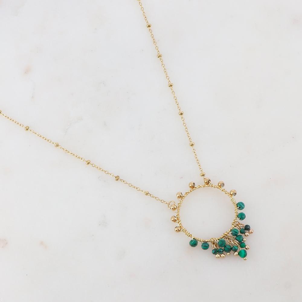 Collier avec anneau doré et pierres naturelles