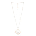 Collier doré avec des perles en pâtes de verre